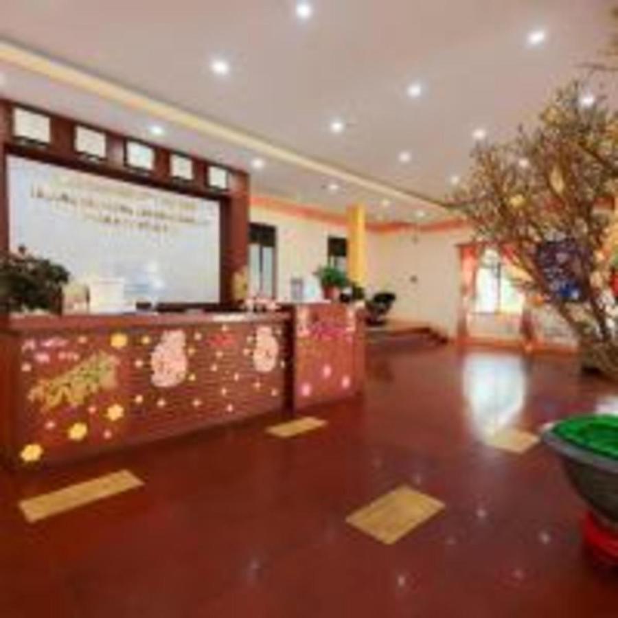 Khach San Ngan Hang - Bank Hotel Vung Tau Exteriör bild
